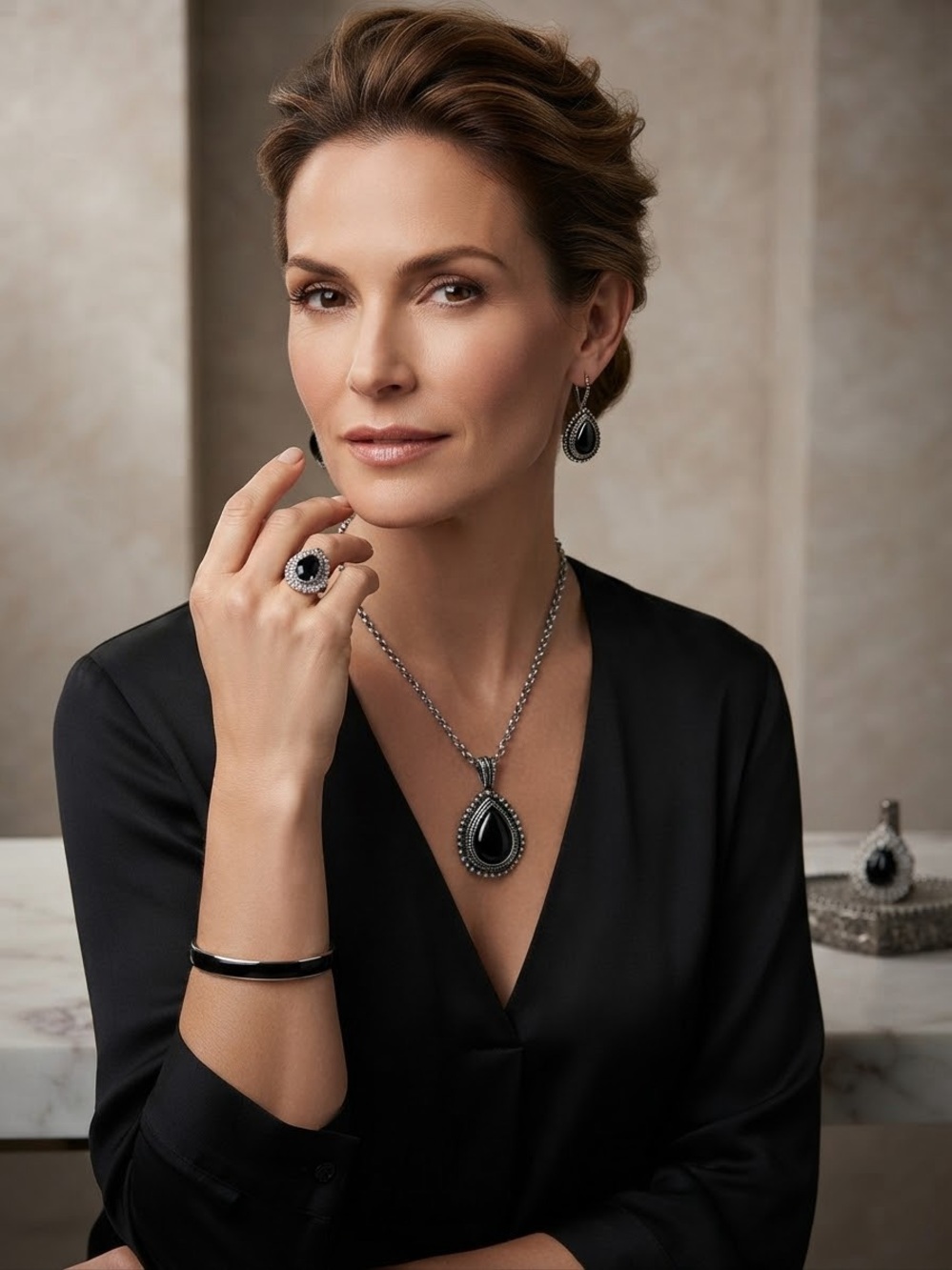 Premier Designs Black Teardrop Jewelry Set Like New